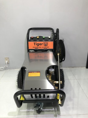Máy phun xịt rửa xe cao áp 7.5KW Tiger UV-3600
